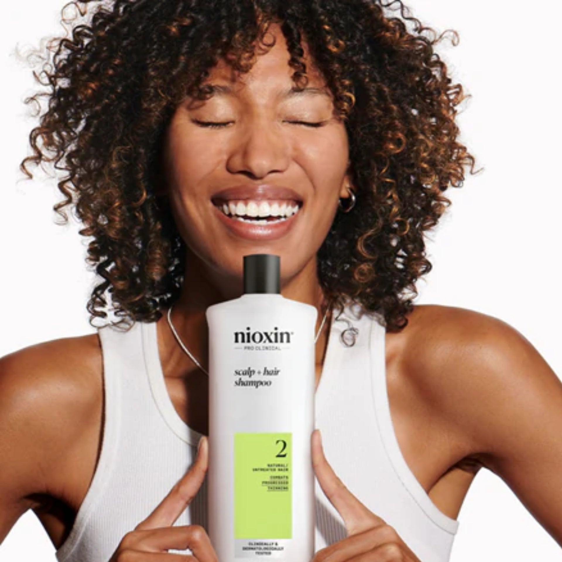 Nioxin Scalp Therapy Acondicionador Anticaída para cuero cabelludo Sistema #2 300 ml. Cabello natural.